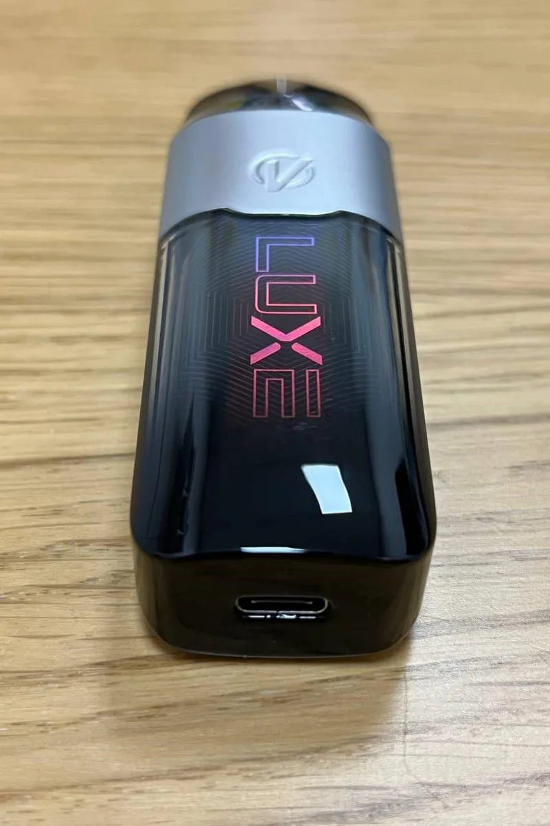 Vaporesso Luxe XR Charging Port