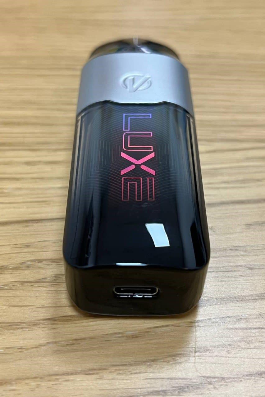 Vaporesso Luxe XR Charging Port