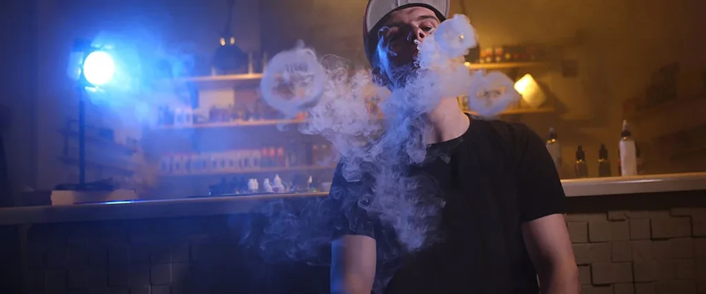 Vapes and fire alarms: vaping indoors